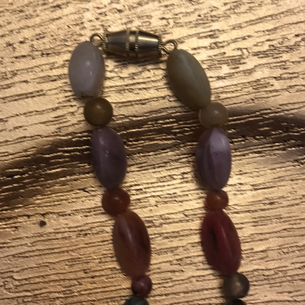 Hand crafted Beaded necklace with map medallion - Picture 3 of 4